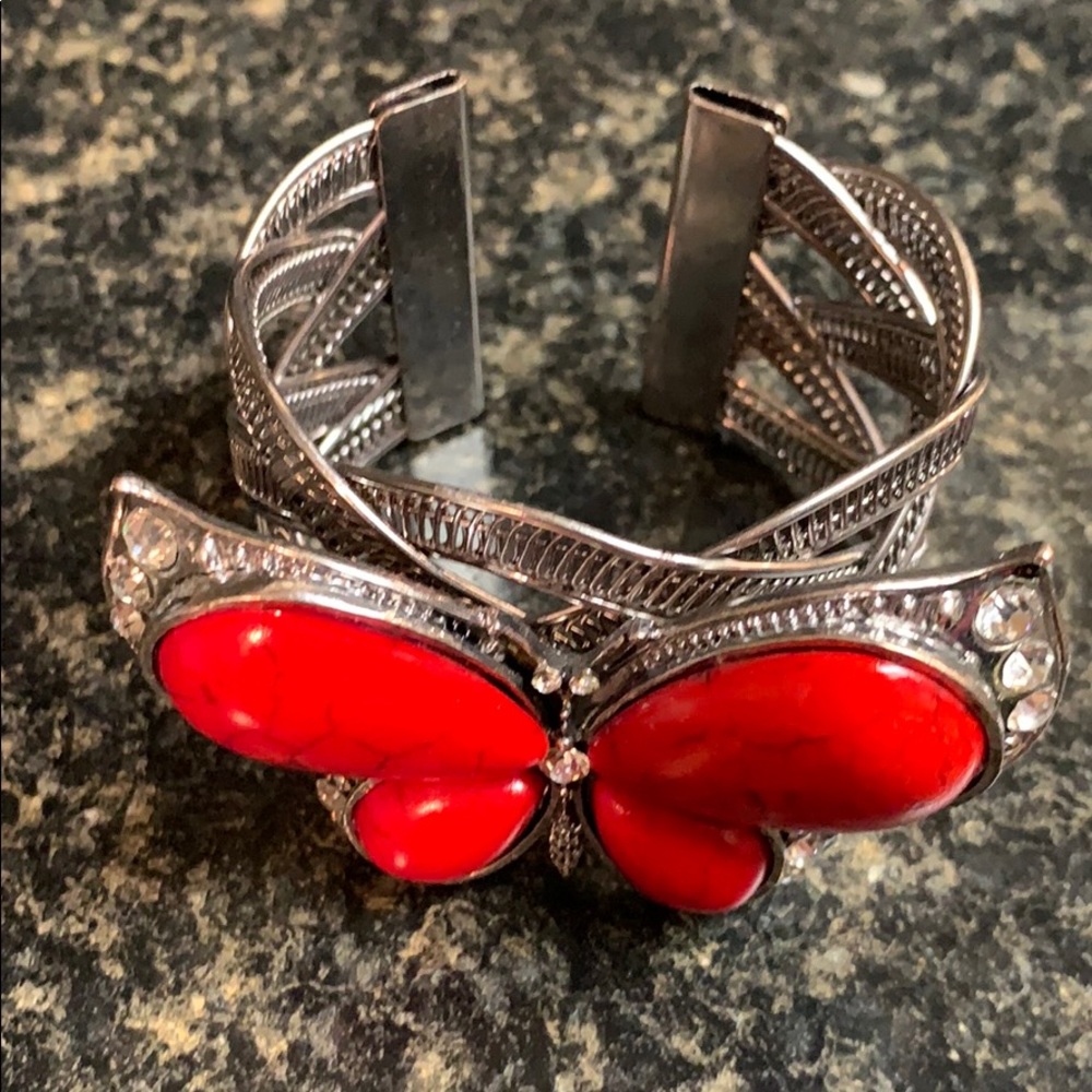 Butterfly cuff - Picture 2 of 4